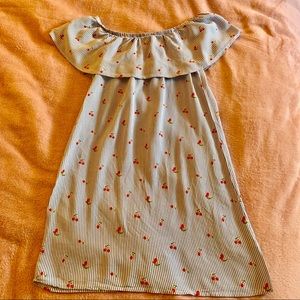 🍒 Off the shoulder dress with cherry print